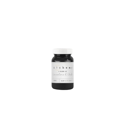 Onyx is a pure, balanced black—neither too cool nor too warm. Its neutral character makes it an ideal companion for any color, offering bold contrast or a refined grounding presence.