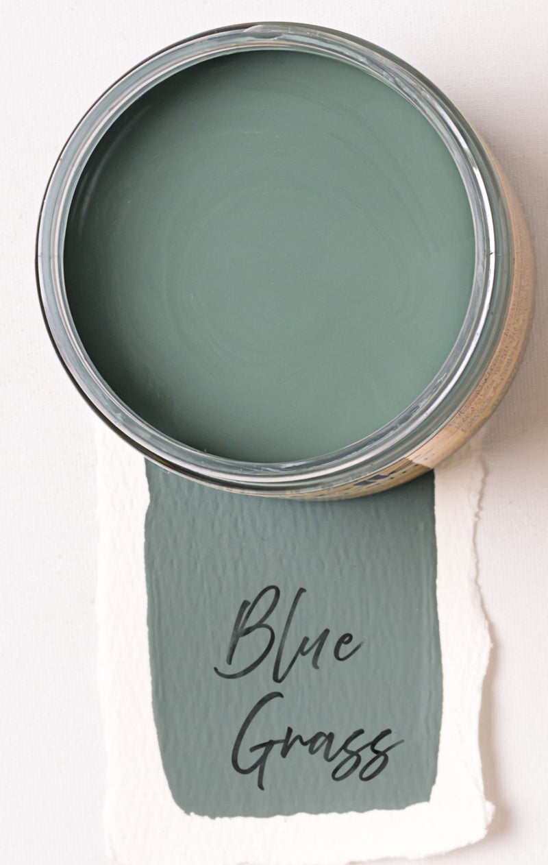 Chalk Mineral Paint - Blue Grass

Introducing Blue Grass, Part of our Southern Routes Collection- Establishes 2025!

Blue Grass is a muted shade that offers just the right pop of colour while keeping a soft, vintage-inspired feel.