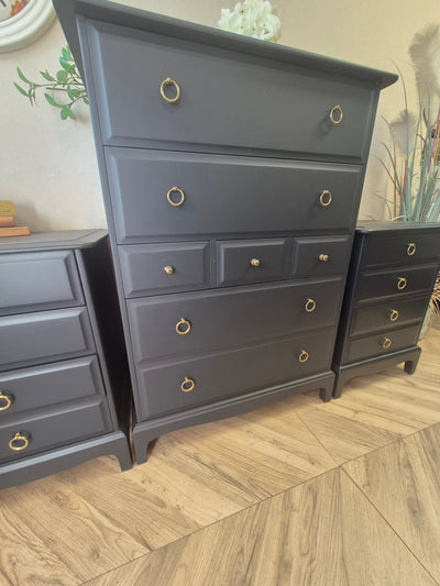 Stag Minstrel Chest of Drawers Set

Stag furniture is renowned for its exceptional quality, these drawers are no exception.

This set of 3 drawers have been professionally painted with Fusion Mineral Paint in Ash with Fusion Ultra Guard in Flat as a tough top coat. It boasts it's original hardware and is in excellent, solid condition.&nbsp;